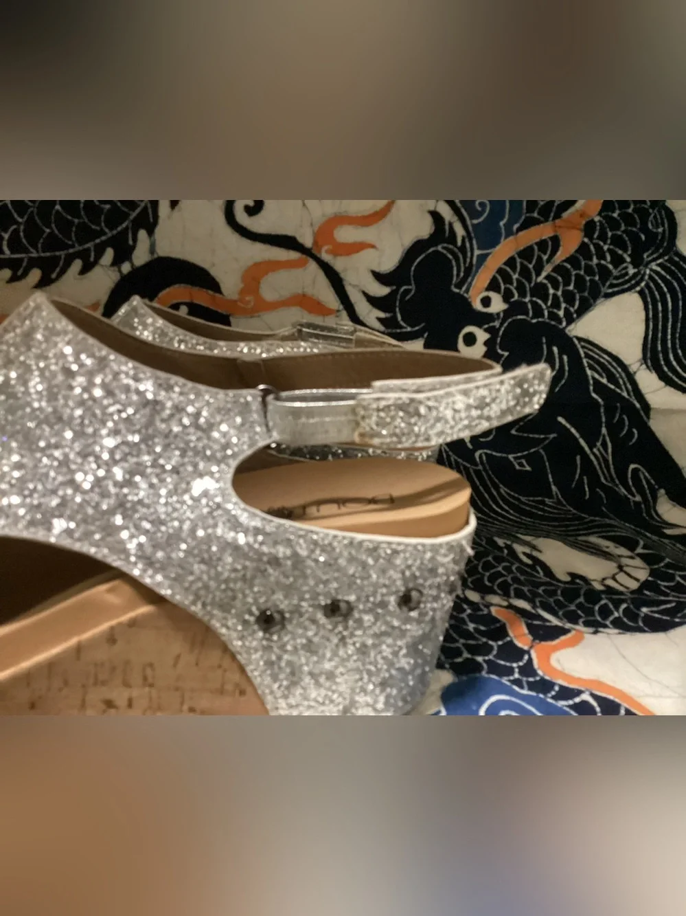 Like new Women’s Corkey’s Carley, platform casual sandals in silver glitter